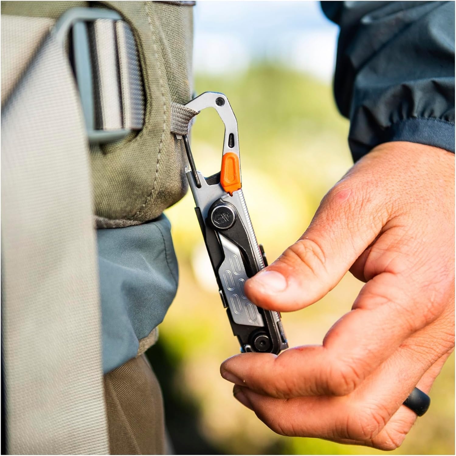 image:imageGerber Gear Camp Setup Kit Pack Hatchet Fire Starter amp Multi tool