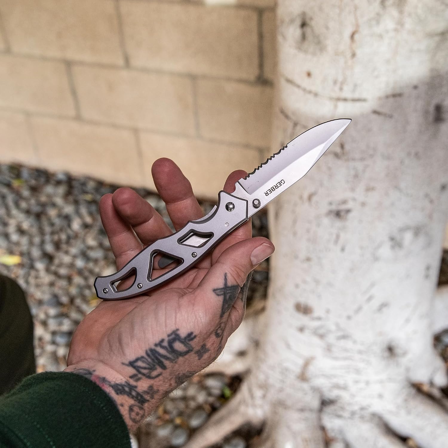 image:imageGerber Gear Paraframe II EDC Folding Pocket Knife 35 Tanto Point Serrated Edge with Safety Frame Lock Black05
